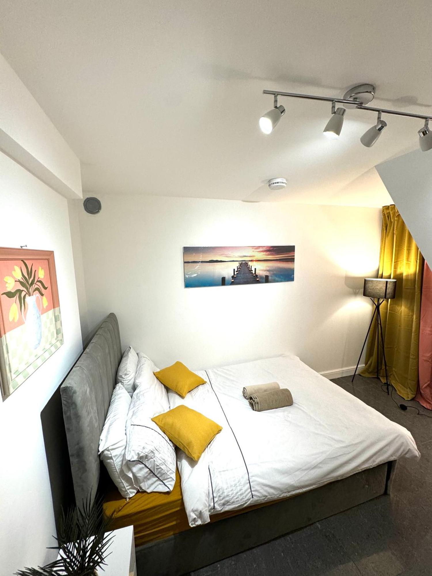A Modern Luxury Penthouse Close To London Tower-Hil-Canary Wharf-Central Лондон Екстер'єр фото